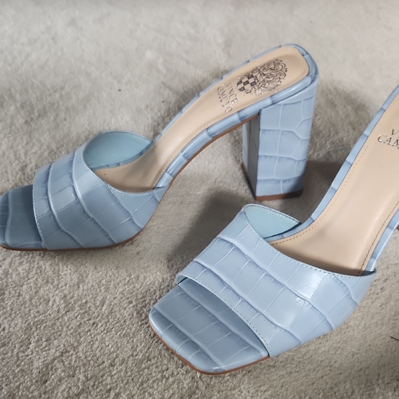 Vince Camuto Blue Mules with Block Heel - Picture 6 of 6